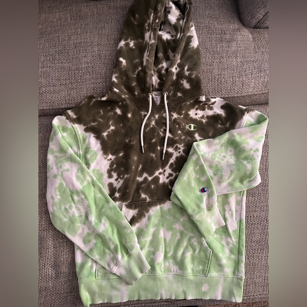 Champion Medium Khaki Apparel